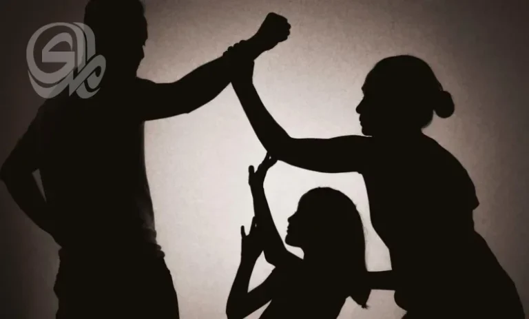 تصاعد-حالات-الطلاق-والعنف-الأسري-والجريمة-الإلكترونية.webp.webp
