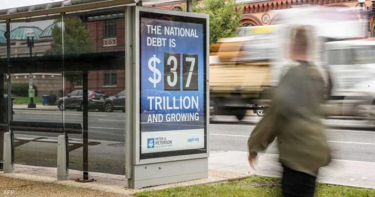 هل-تتجه-الولايات-المتحدة-نحو-أزمة-ديون؟.jpg