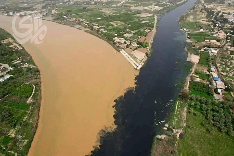 دجلة-يختنق-في-الجنوب-ميسان-على-حافة-العطش-الملوّث.webp.webp