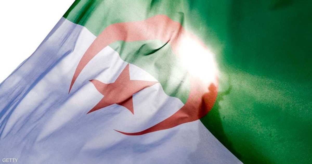 الإنجليزية-أولا-قرار-مدرسي-يعيد-معركة-الفرنسية-في-الجزائر.jpg