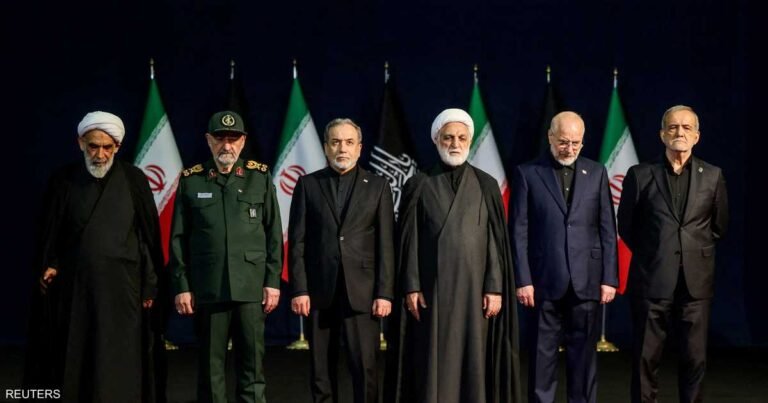 جنازة-خامنئي-كيف-كشفت-تصدع-النظام-في-إيران؟.JPG