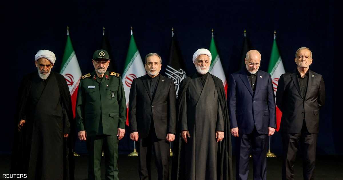 جنازة-خامنئي-كيف-كشفت-تصدع-النظام-في-إيران؟.JPG