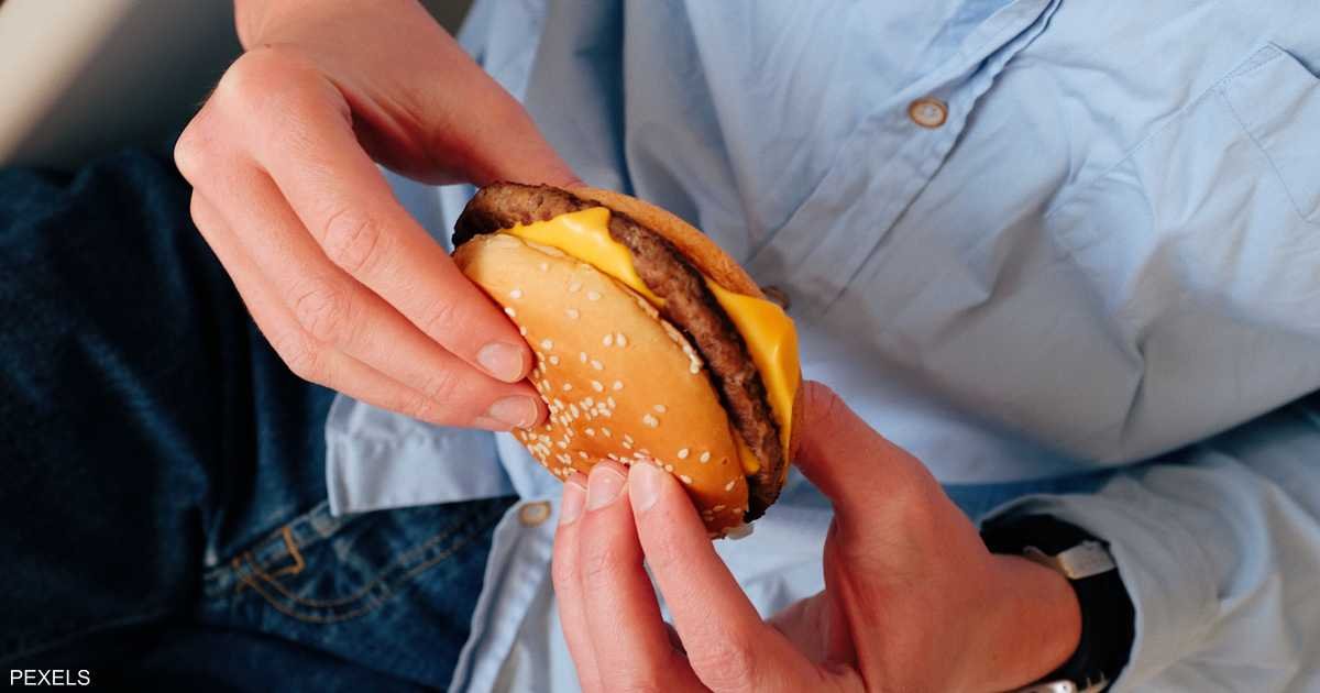 كم-مرة-يجب-أن-تأكل-يومياً-3-أم-5-وجبات؟.jpg