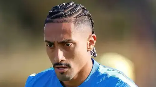 خدمة-لريال-مدريد-صحفي-برشلوني-يتهم-أنشيلوتي-بعد-إصابة-رافينيا.webp