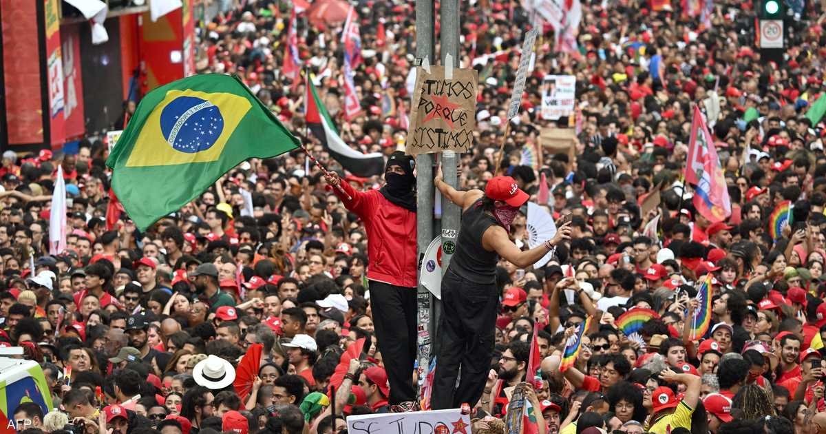 البرازيل-تختار-رئيسها-الأحد-في-انتخابات-محتدمة.jpg