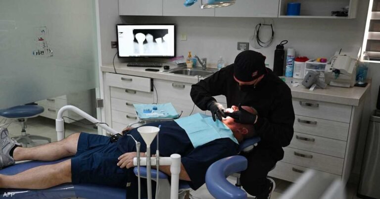 لماذا-تفشل-بعض-زراعات-الأسنان-رغم-المضادات-الحيوية؟.jpg